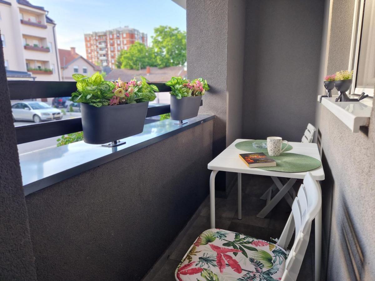 Apartman Astra Сремска-Митровица Экстерьер фото